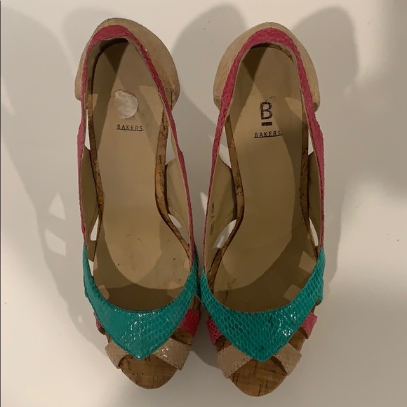 Bakers Peep Toe Pumps - Picture 4 of 16